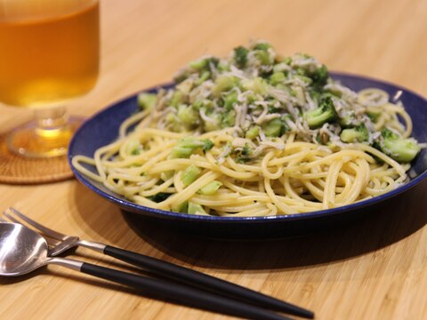 ブロッコリーとしらすのペペロンチーノ